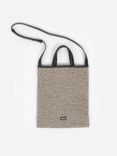 ブラック×オフホワイト